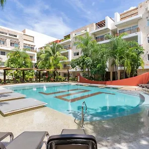 https://incredible-3br-two-floor-penthouse-with-concierge-and-jacuzzi.quintano-roohotels.com