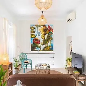https://monkeys-luxury-apartment-pureza-a2.es-andalucia.com