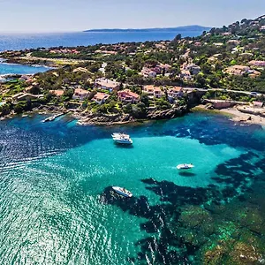  Appartement Les Issambres, Appt 4 Personnes, Vue Golf St Tropez France
